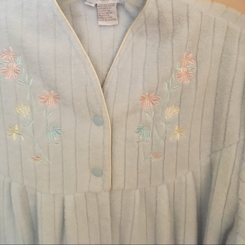 Womens short robe